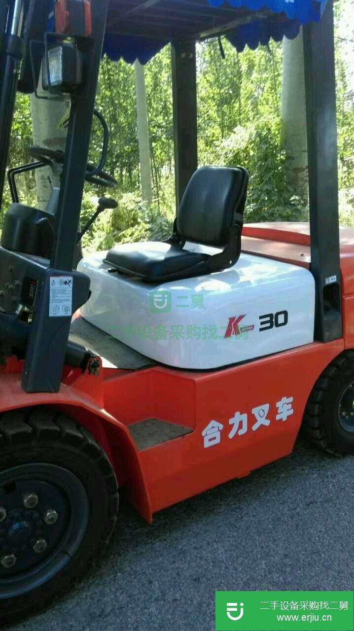 朝陽(yáng)有叉車(chē)低價(jià)出售七噸十噸叉車(chē)