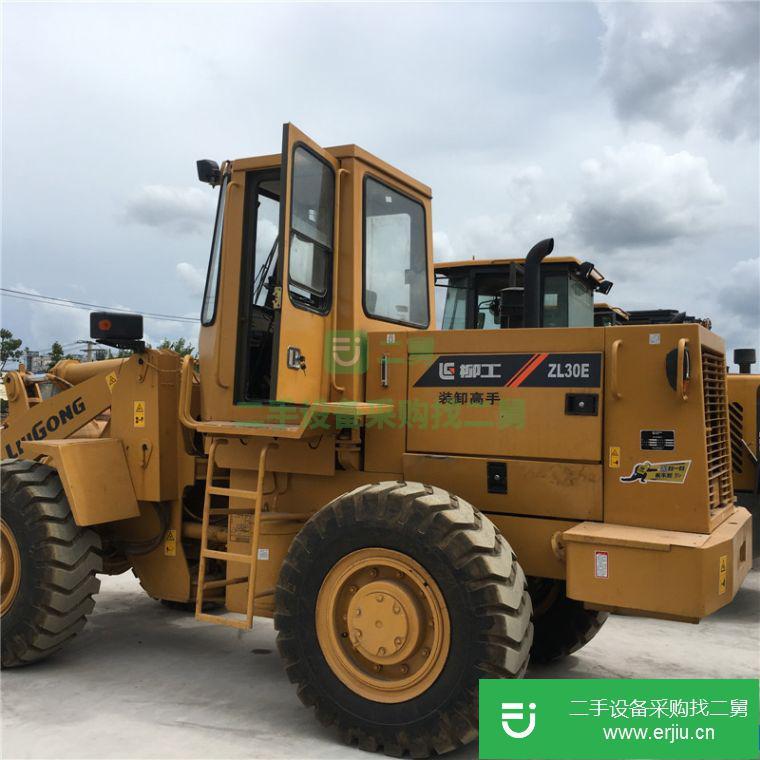 轉讓:低價出售二手柳工30裝載機鏟車
