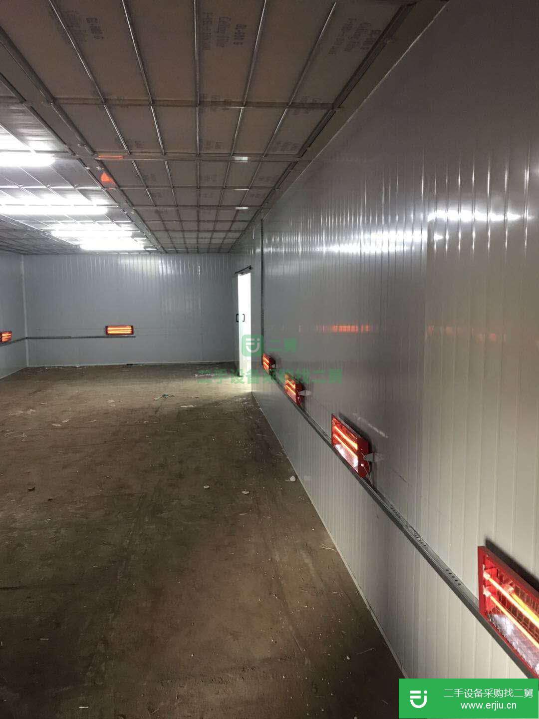 出售二手的九成新的噴漆房，干式噴漆柜