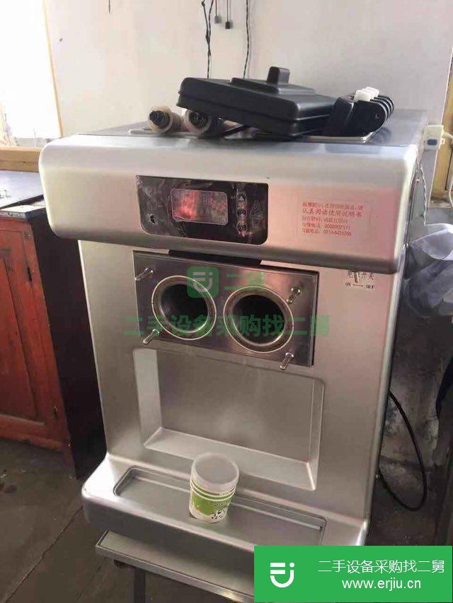 出售二手的巴氏滅菌機，酸奶機和消毒柜