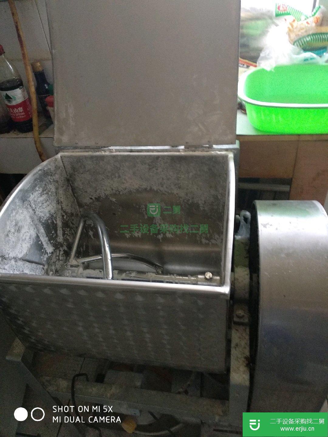 出售八成新和面機