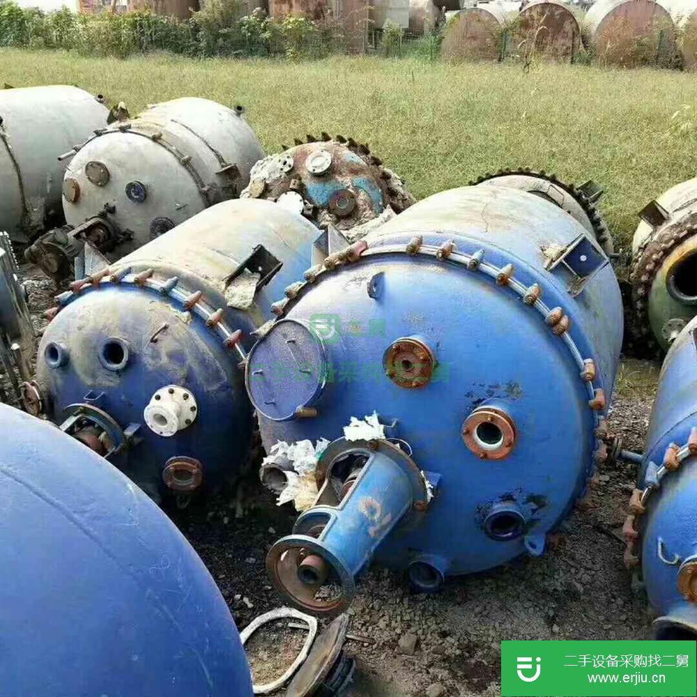 出售一批二手3噸5噸搪瓷反應釜