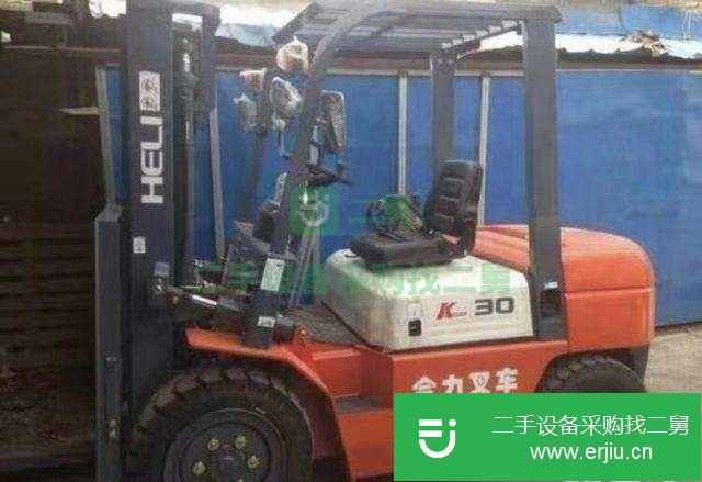 本地因建廠不成功轉讓幾臺合力二手叉車