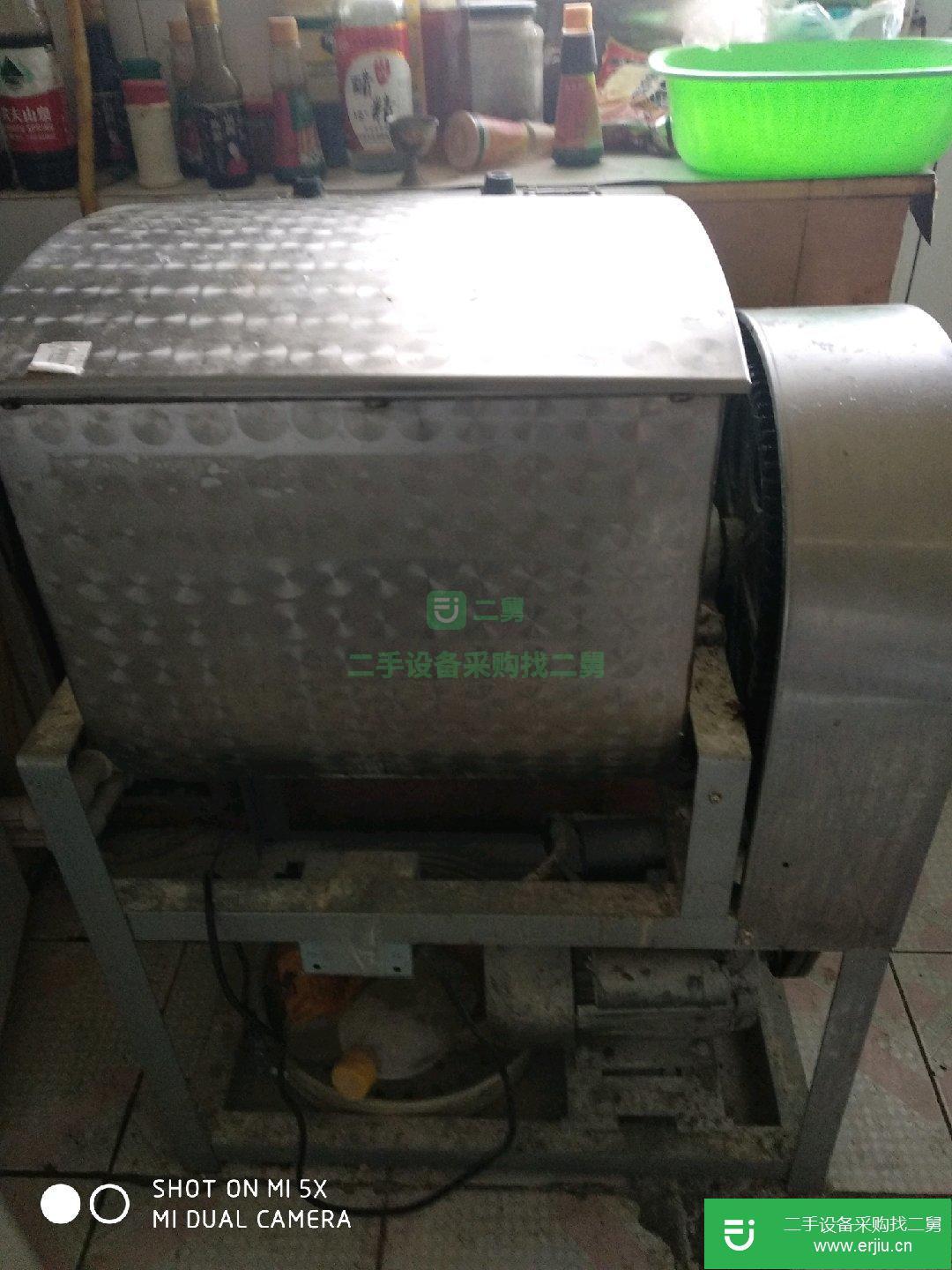 出售八成新和面機