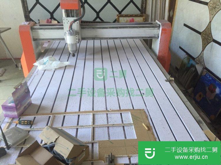 轉讓出售二手九成新雕刻機