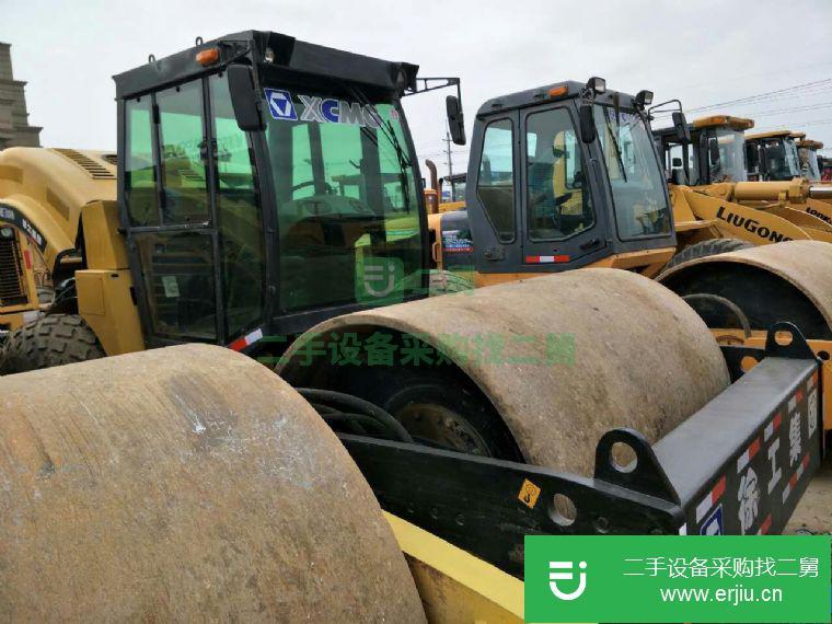 襄陽(yáng)本地轉(zhuǎn)讓二手22噸徐工壓路機(jī)，二手26噸振動(dòng)壓路機(jī)