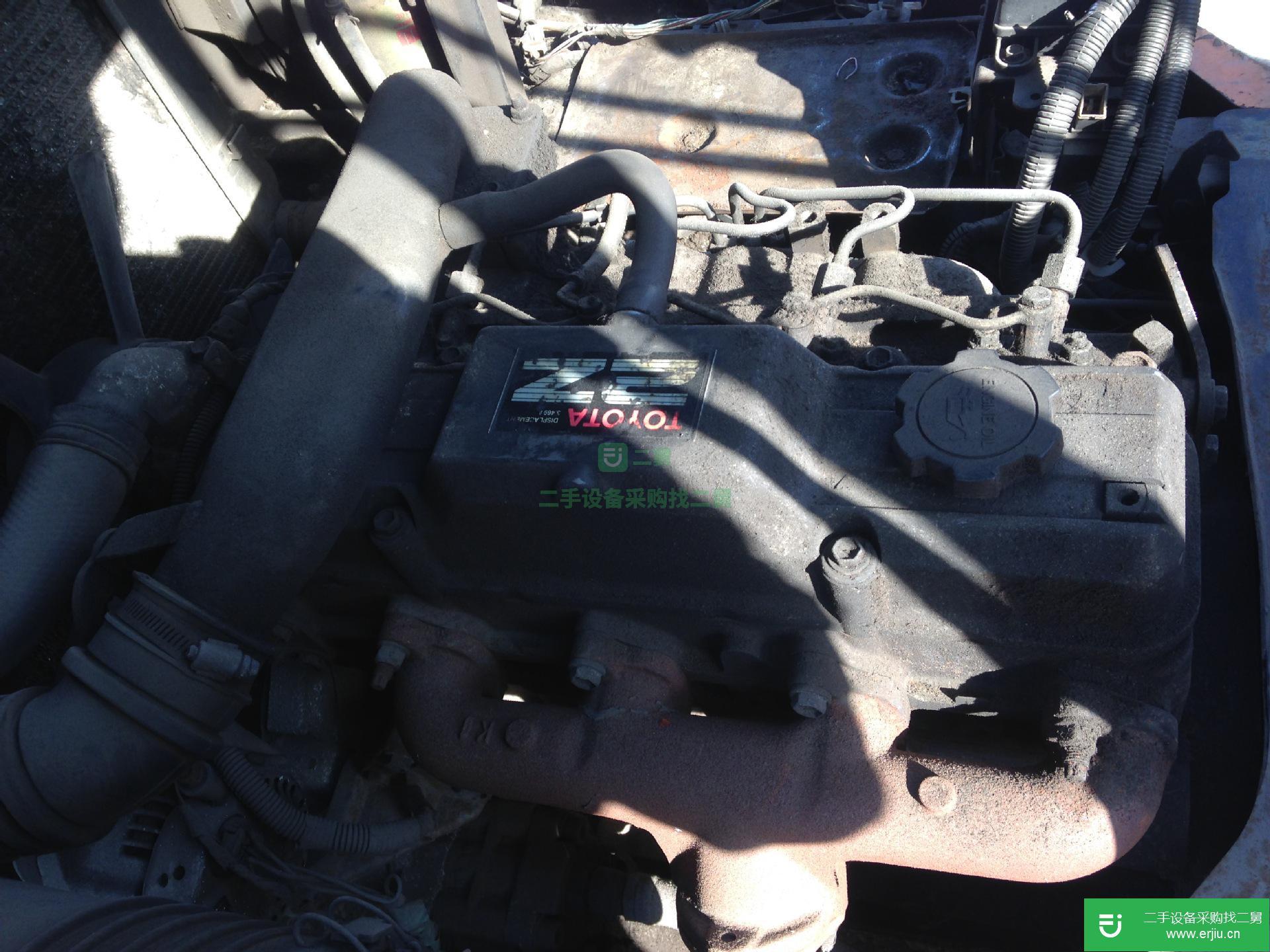 TOYOTA日本豐田2.5噸7F叉車出售.出租.帶中缸