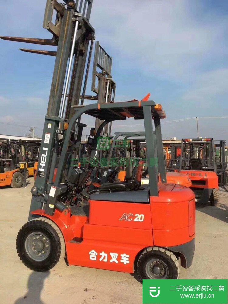 二手合力2噸電動(dòng)叉車，九成新國產(chǎn)環(huán)保型電動(dòng)二手叉車