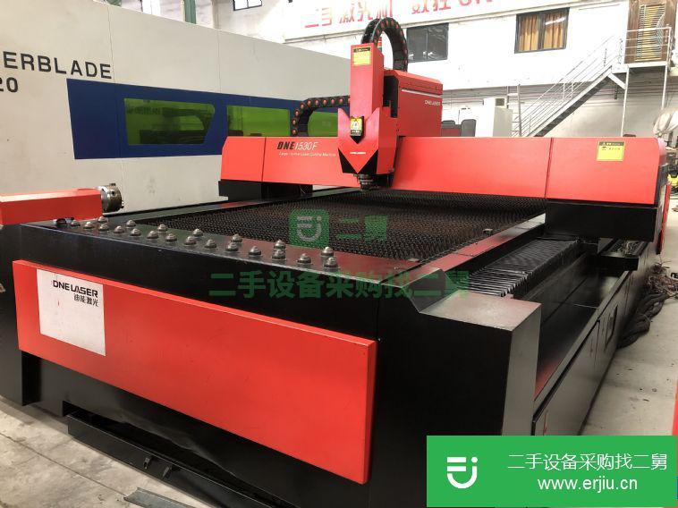 轉(zhuǎn)讓:迪能激光 750瓦 光纖激光切割機(jī) 3015 進(jìn)口激光器 免費(fèi)安裝調(diào)試