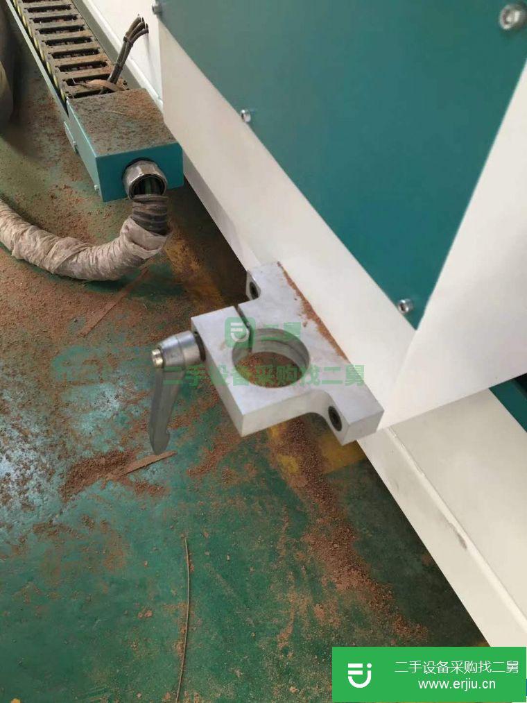 轉讓:低價出售二手加工中心雕刻機