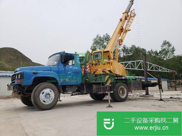 轉讓二手的13年6月徐工8噸吊車