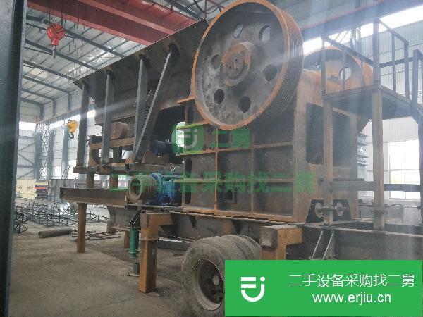本公司有低價處理移動式破碎機,重錘破,振動篩子,低價出售。