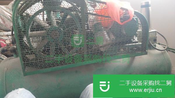 出售二手九成新的4臺噴涂機轉讓