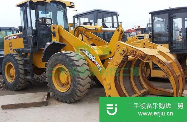 轉(zhuǎn)讓二手夾抱裝載機(jī)二手鏟運(yùn)機(jī)