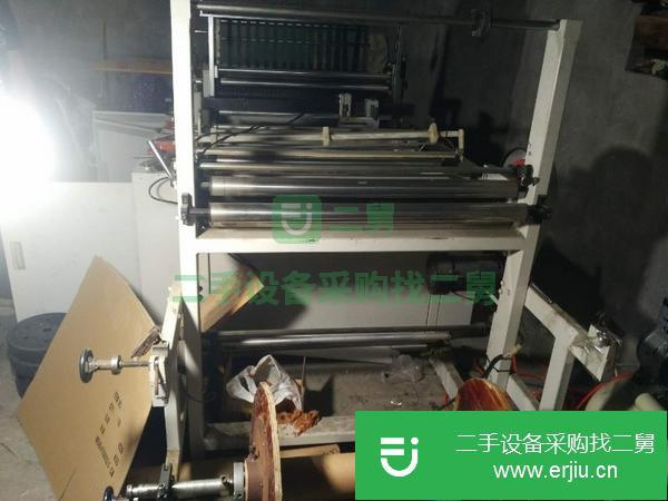 出售一臺17年800型熱切制袋機