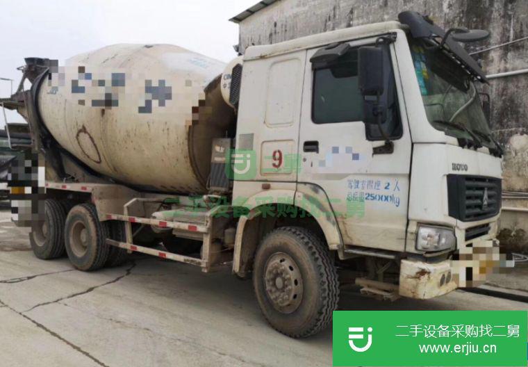 崇左重汽豪沃大12拉14方攪拌車現車