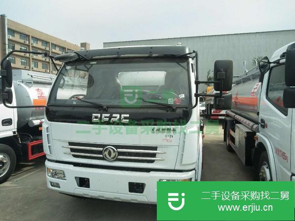 10噸油罐車出售 包上本地牌照