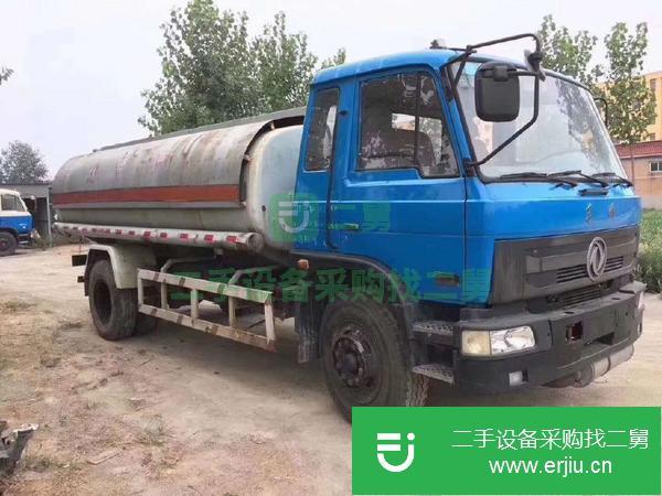 轉讓\單位閑置東風10噸原裝油罐車,3萬公里,6缸康明斯發動機