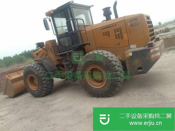 低價出售九成新柳工裝載機