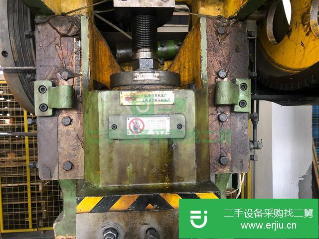 出售8成新二鍛J23－63噸沖床