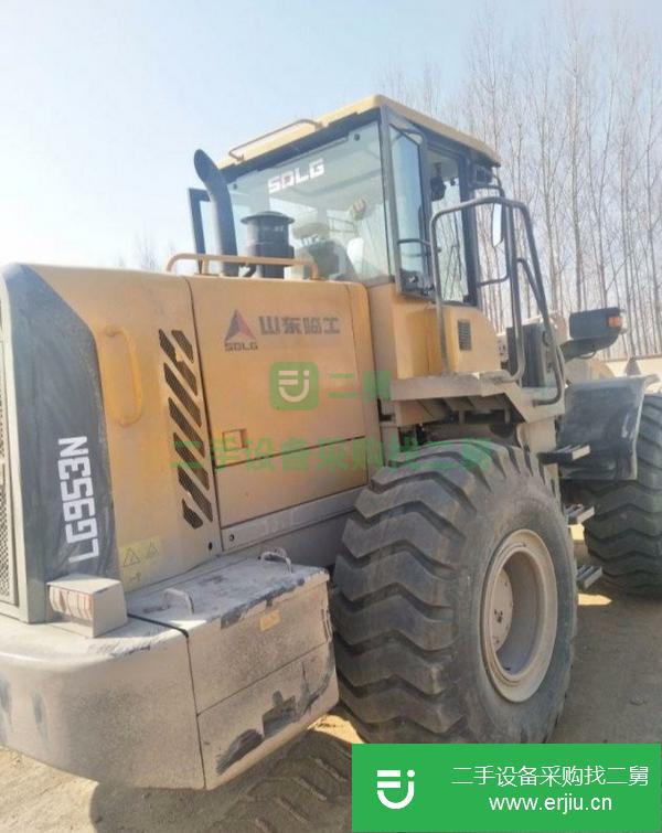 轉(zhuǎn)讓裝載機(jī)龍工裝載機(jī)九成新
