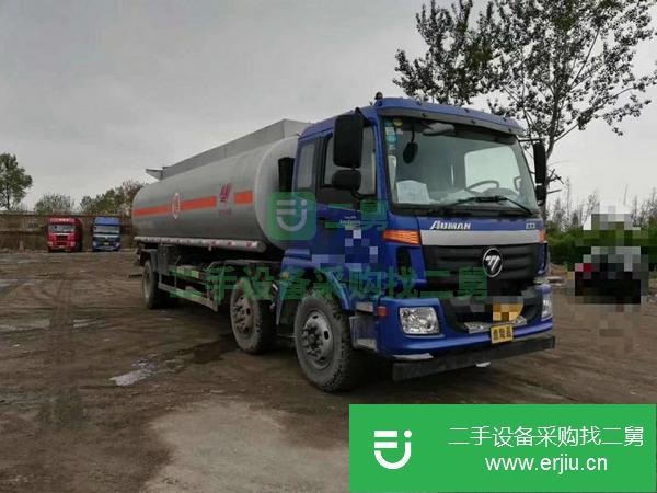 轉(zhuǎn)讓二手的16年10月歐曼前四后四，210馬力油罐車