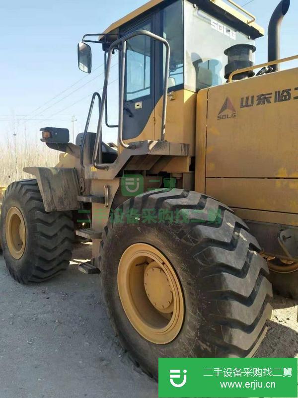 出售九成新柳工龍工裝載機