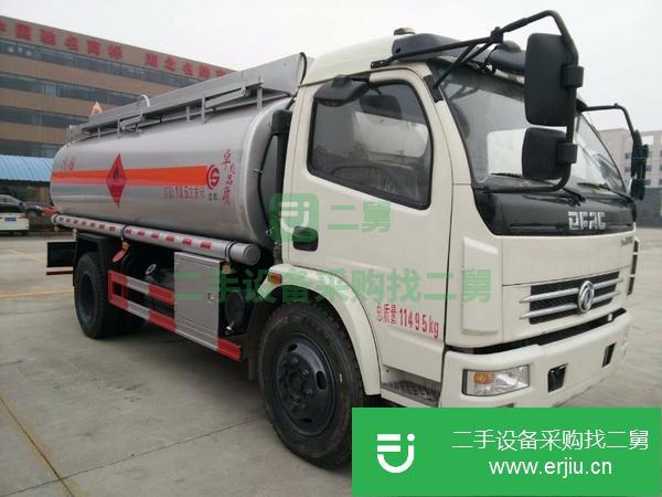 國三不上戶加油車低價出售
