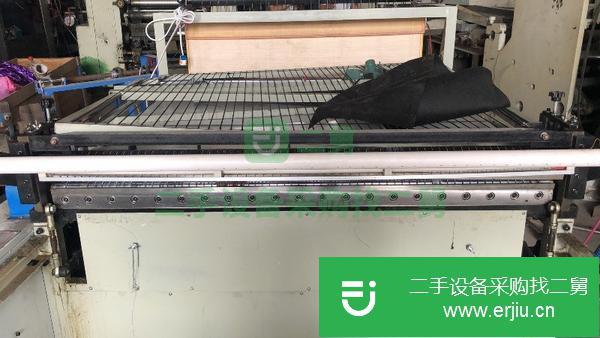 轉(zhuǎn)讓一臺(tái)1400型無(wú)紡布橫切機(jī)