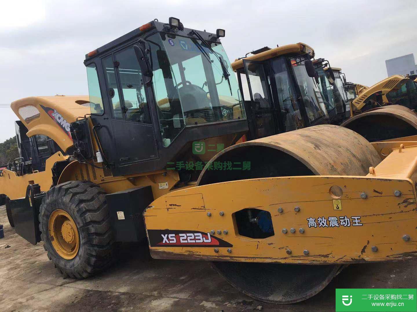 二手的九成新的壓路機(jī) 工程閑置，低價(jià)