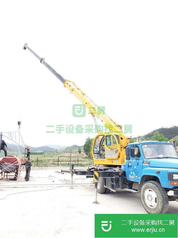 轉讓二手的13年6月徐工8噸吊車