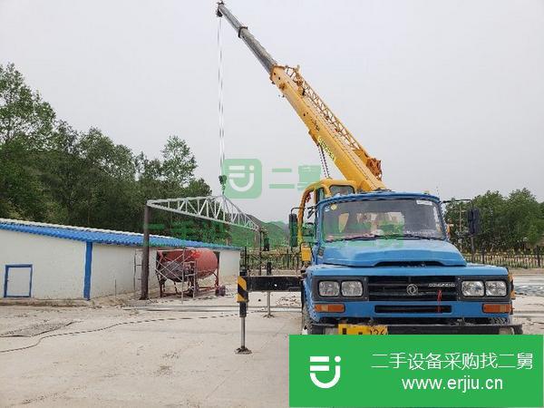 轉讓二手的13年6月徐工8噸吊車