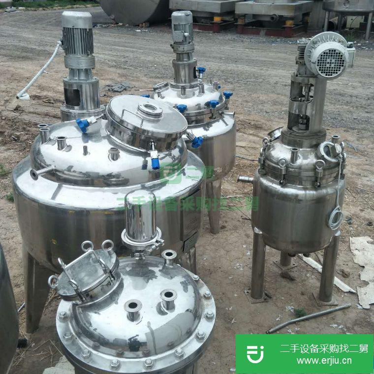 轉(zhuǎn)讓二手3噸5噸不銹鋼電加熱反應(yīng)釜 搪瓷反應(yīng)釜