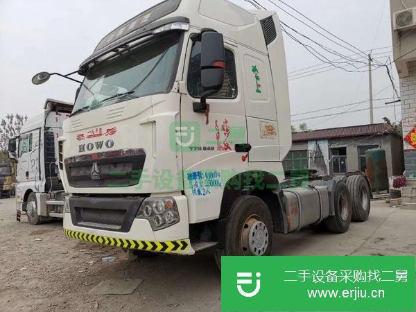 出售二手的豪沃t7雙驅輕體540馬力國五牽引車