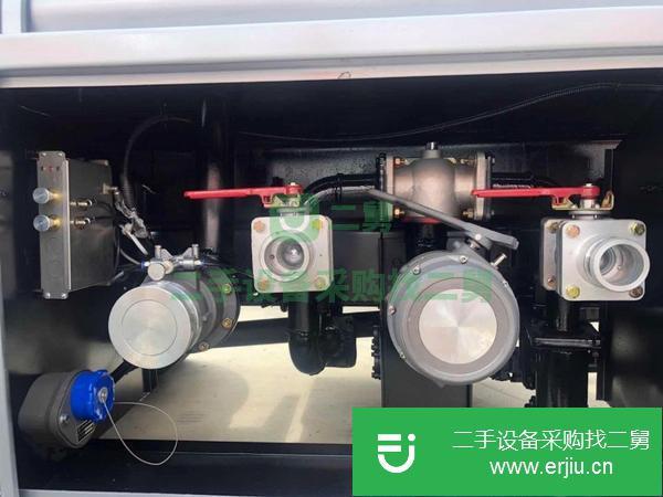 轉讓5噸油罐車