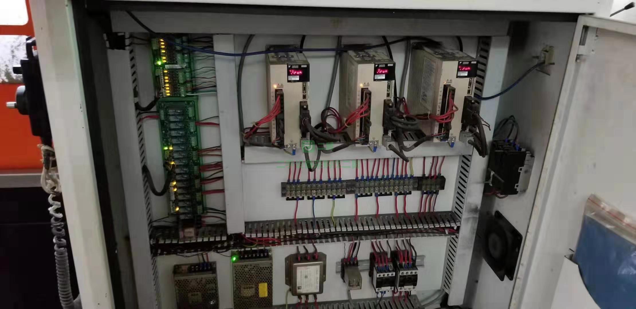 個人9成新精雕機一臺650精雕機1??臺