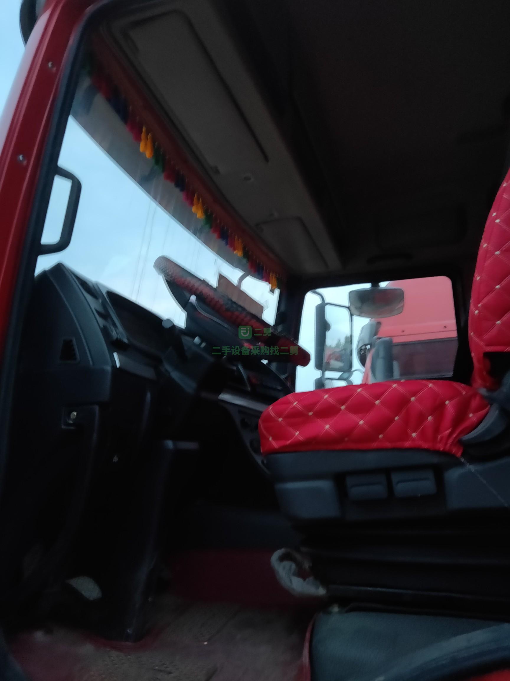 9成新二手牽引車二手貨車陜汽德龍新mm3000/430馬