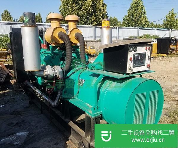 低價轉讓二手700kw柴油發電機組 九成新