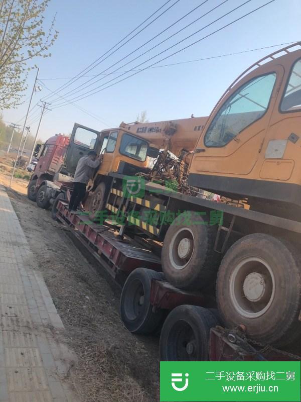 出售一臺二手的徐工20b吊車