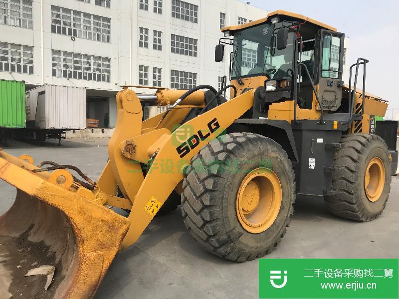 個人優(yōu)惠轉(zhuǎn)讓側(cè)翻標(biāo)準(zhǔn)/加長臂50裝載機