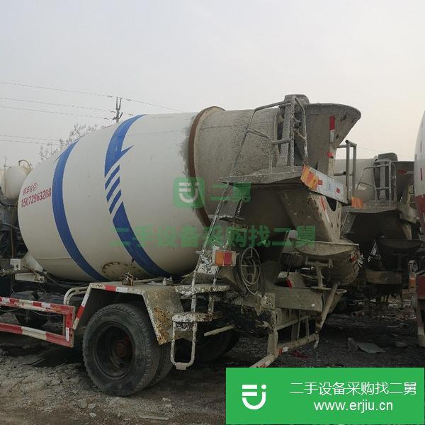 轉(zhuǎn)讓二手小型8方10方重汽混凝土攪拌運輸車 商砼運輸車