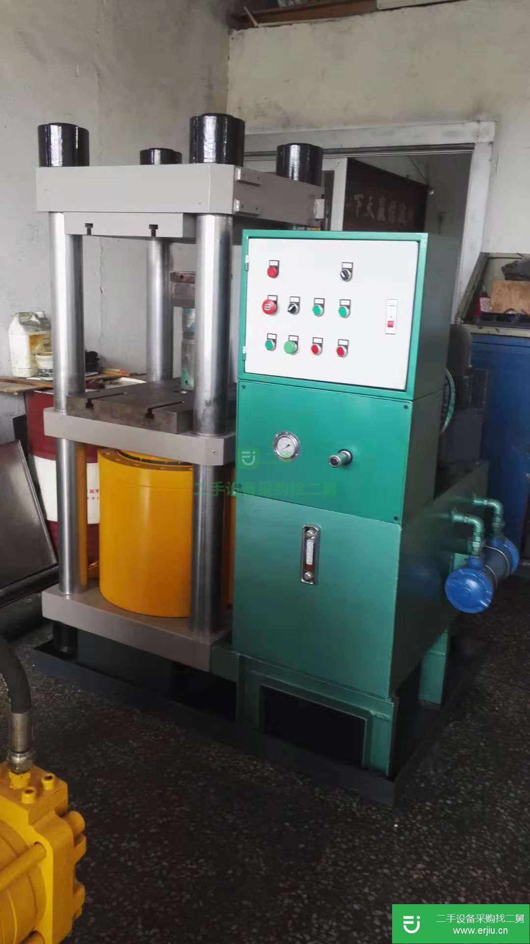 轉讓出售二手300噸四柱油壓機