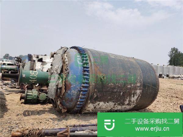 轉讓出售9成新不銹鋼反應釜、搪瓷反應釜