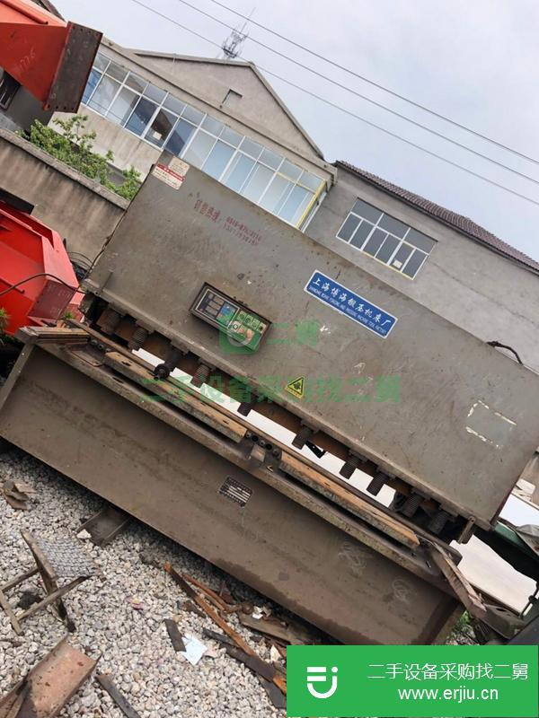 低價(jià)出售16x2.5米液壓剪板機(jī)
