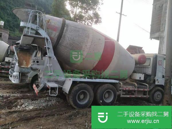 低價轉讓個人三一攪拌車