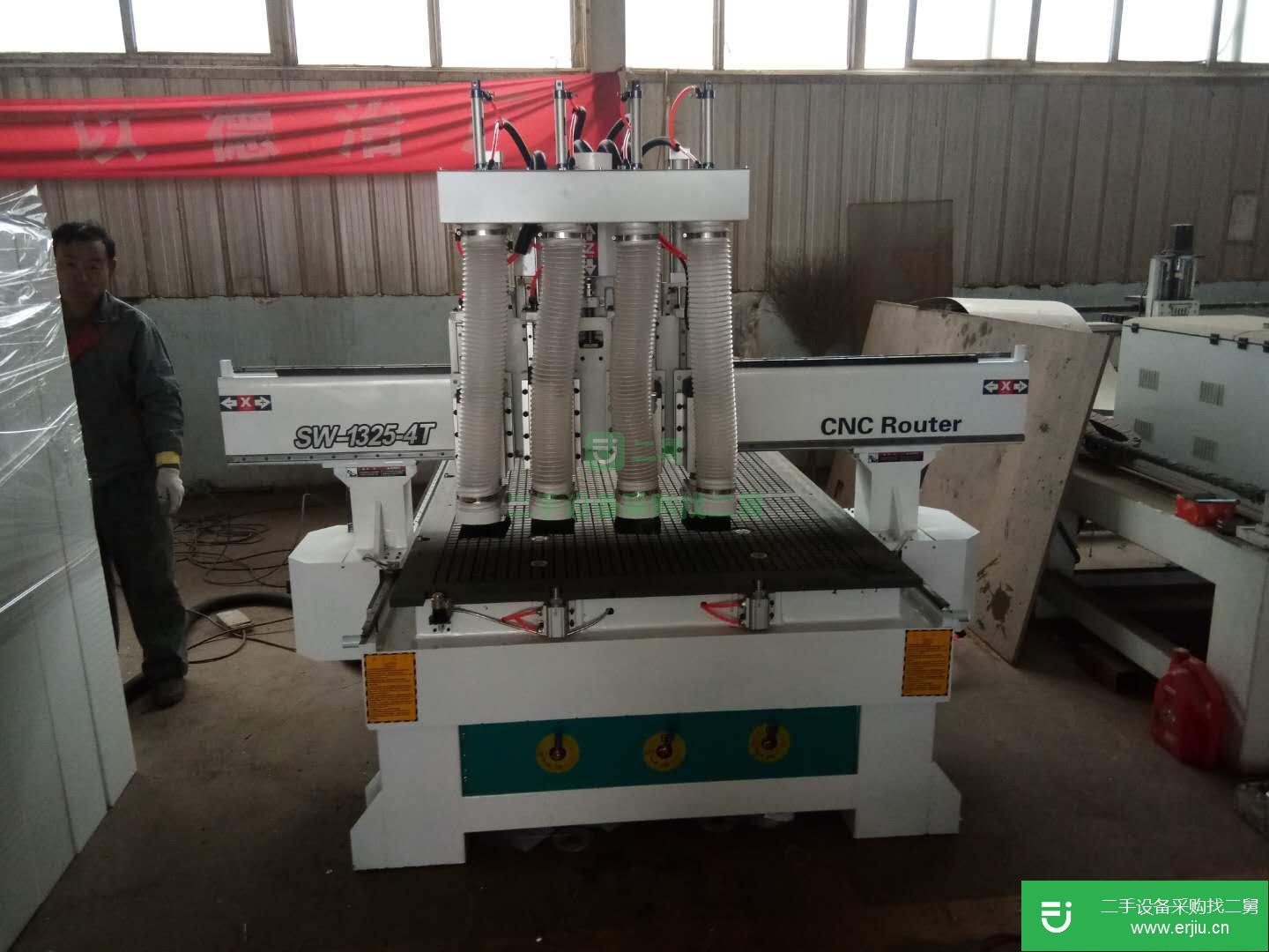 雕刻機 板式家具生產線 櫥柜門雕刻機 側孔機 模具雕銑機 數控開料機