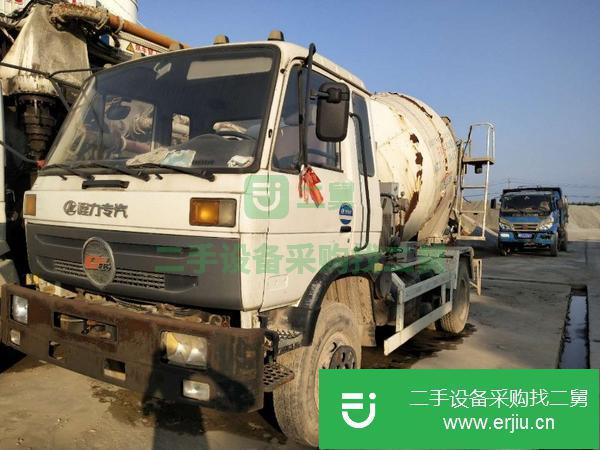 轉讓15年5.5方攪拌車