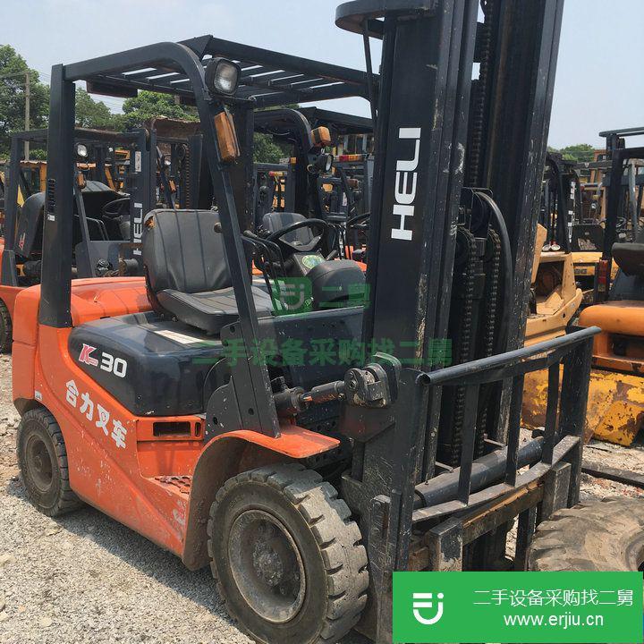 轉(zhuǎn)讓:低價出售二手7噸叉車