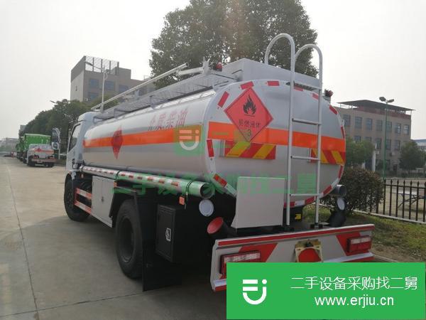 轉(zhuǎn)讓東風(fēng)多利卡8噸加油車現(xiàn)車兩臺(tái) 已上戶