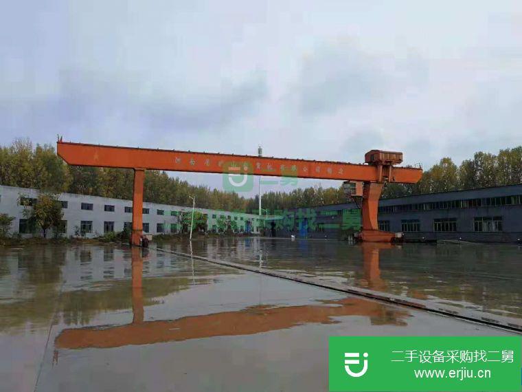 轉(zhuǎn)讓:處理二手起重機(jī)龍門吊行車32噸32米高度12米